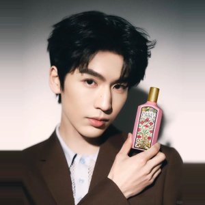 张凌赫同款Gucci绮梦$164