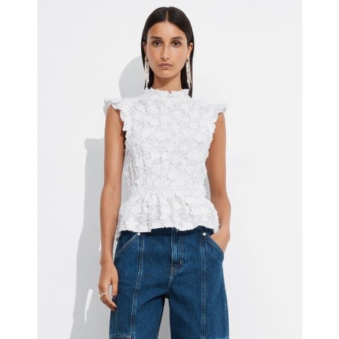 褶皱荷叶边上衣