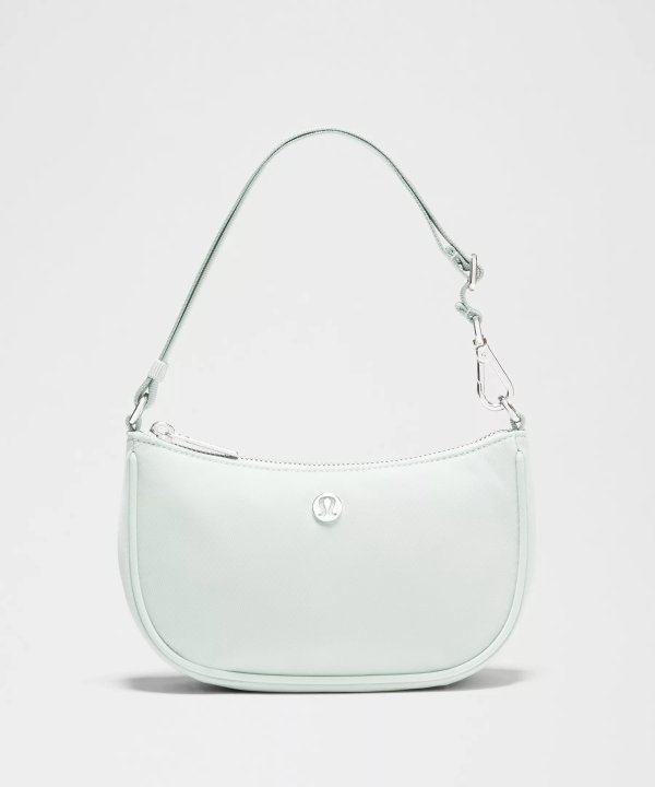 City Essentials Mini 单肩包 1L