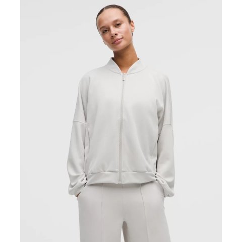 lululemonSoftstreme 宽松飞行夹克