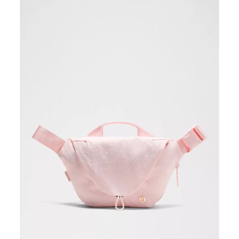 lululemonCurved 磁吸包 3L