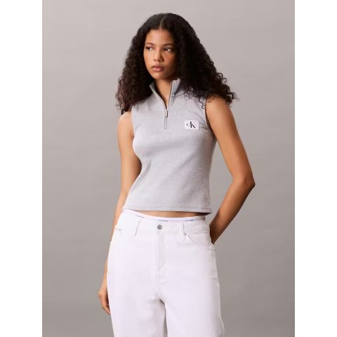 Quarter Zip 无袖上衣