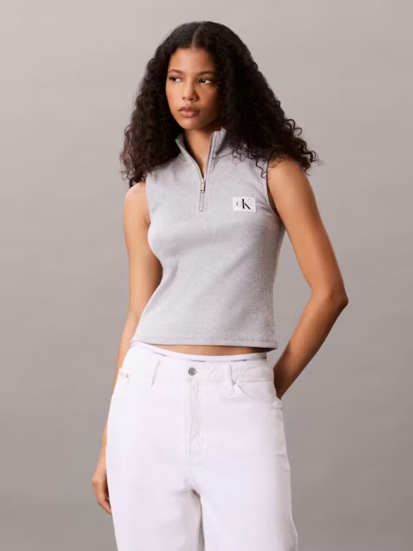 Quarter Zip 无袖上衣