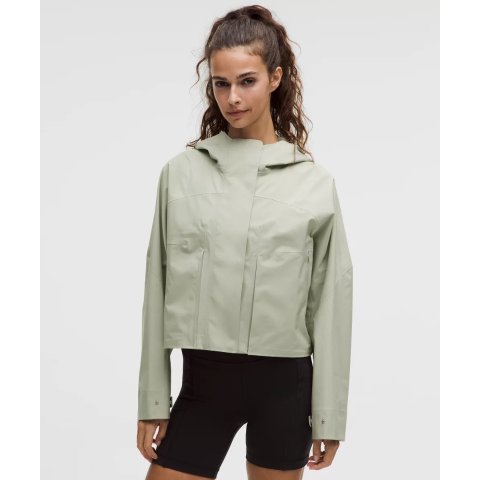 lululemonRain Chaser 防水夹克