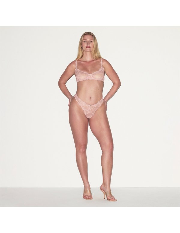 STRETCH 蕾丝丁字裤