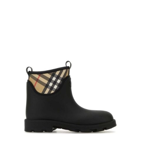 BurberryMarsh Stamp 短靴 低筒