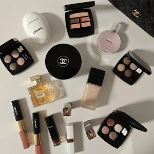 断货王WARM眼影$99~