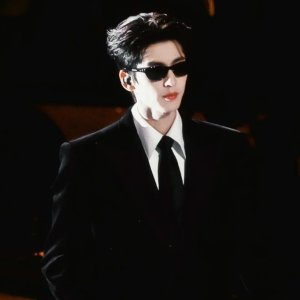 DIESEL 墨镜$284可入！