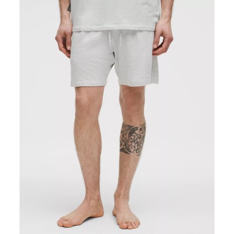 BeCalm 舒适短裤 7英寸