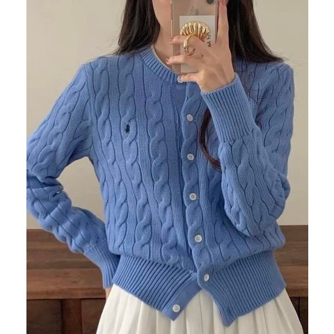 浅蓝色棉针织开衫