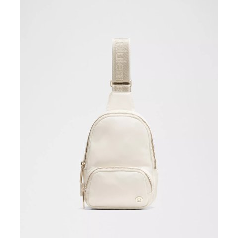 lululemonEverywhere Small 斜挎包 2L