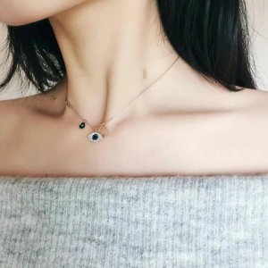 经典款恶魔之眼项链$95Swarovski奥莱专场6折起！艾米莉在巴黎同款珍珠耳钉$132