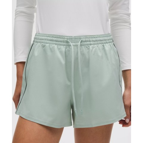 Court Rival 高腰短裤 3英寸