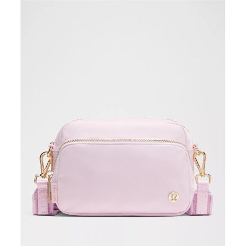 lululemonEverywhere 斜挎包 2L