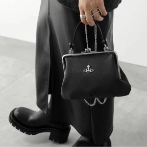 封面西太后饺子包$251