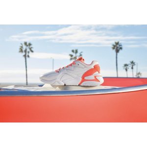 PUMA x PANTONE Nova 2 联名跑鞋，到手仅38.5欧，指导价110欧！2019年度代表色——活珊瑚橘~~