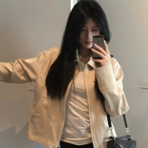 SSENSE 秋季氛围感 韩国DUNST Jennie同款衬衣$172