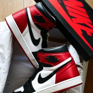 Nike AJ1专场🔥超低价买爆款，经典小红钩仅$120!