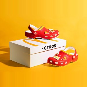 McDonalds x Crocs 联名新系列！每天都要Happy Meal哦