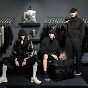 Y-3 10月小黑五 T恤$97起 老爹帽$67 建议囤点在衣橱里