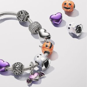 Pandora 早秋首饰推荐 雏菊花耳钉$80 大树雕刻项链$95