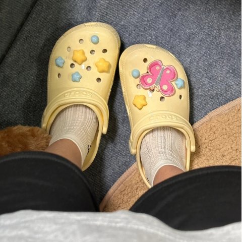 低至3折 Vans小水桶包$19.9Crocs多款$29.9 | 捡漏Birkenstock$39.9 | Sorel靴子$69.9