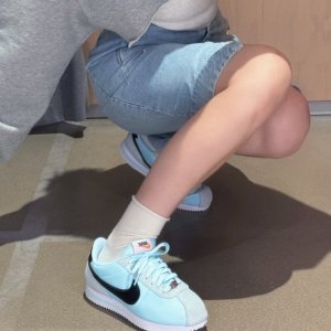 ssense私促 Nike专场 爆火V2K$116 奶橘色卫衣$38