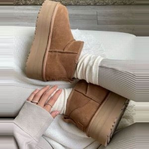 黑五价：UGG 秒杀官网好价 | 封面大童版$128(官$140)妹子能穿