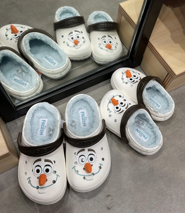 Disney Frozen Olaf 大童加绒洞洞鞋