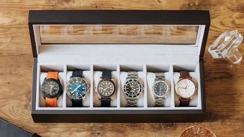 2025男士圣诞礼物排行榜 - 男朋友送什么？日常实用、电子产品、穿搭配饰推荐！