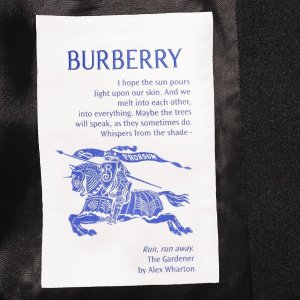 Burberry定价优势 双面格纹羽绒服$1180(官$2550)