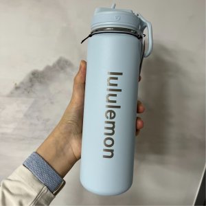 lululemon Back to Life水杯 一杯难求的“粉末蓝”有货咯