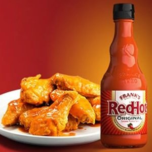 来尝🔥Frank's RedHot 原味辣酱 (3.78L) 蘸炸鸡、做披萨简直无敌