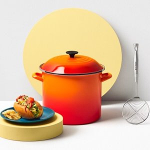 💥史低价💥：LeCreuset 折扣上新 $199收11L超大炖锅 $29收陶瓷樱粉食盆