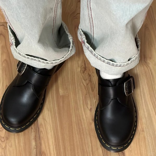 Dr. Martens 1461 牛津鞋