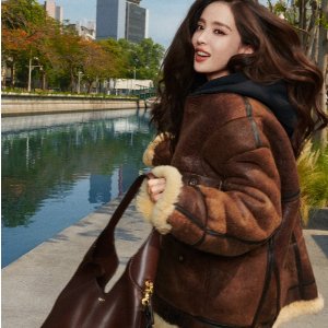 Coach官网 美衣专场 logo款羽绒服$335 宽松风衣$425