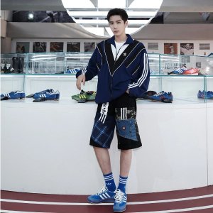 Adidas王安宇同款 不参加额外折扣 但也是首次减钱男女同款夹克