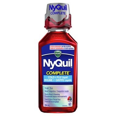 NyQuil 完整感冒和流感液体浆果