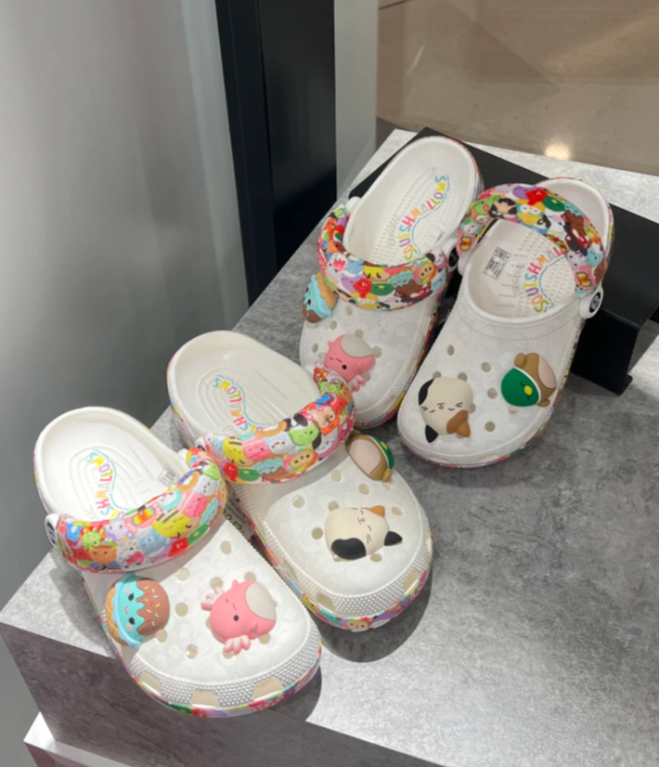 Squishmallows 经典洞洞鞋