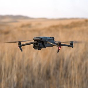 💥史低价💥：DJI 大疆 Mavic 3 Pro 无人机 屏幕遥控器 专业航拍