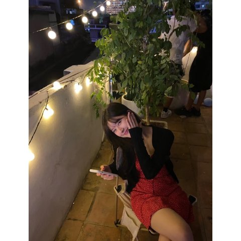 赵露思同款红色连衣裙