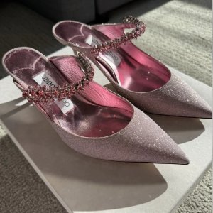 女生第1双大牌高跟鞋推荐 | Jimmy Choo、Valentino、RV