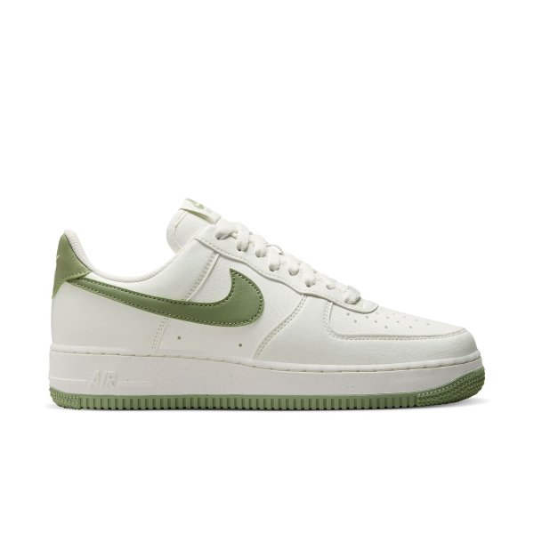 Nike Air Force 1 '07 女鞋
