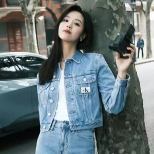 全部4折 封面同款夹克$58