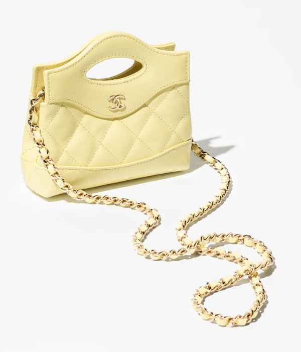 Spring-Summer 2025 Pre-collection Clutch with Chain Shiny