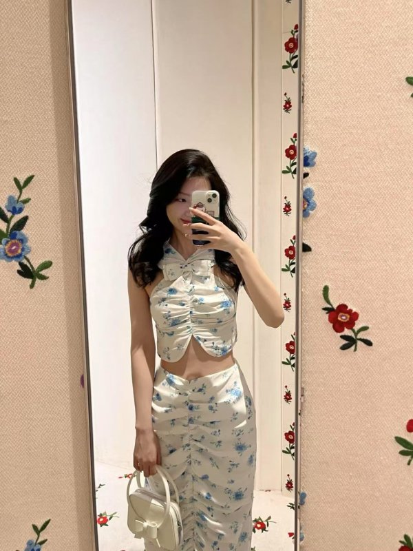 白色交叉蝴蝶结吊带背心