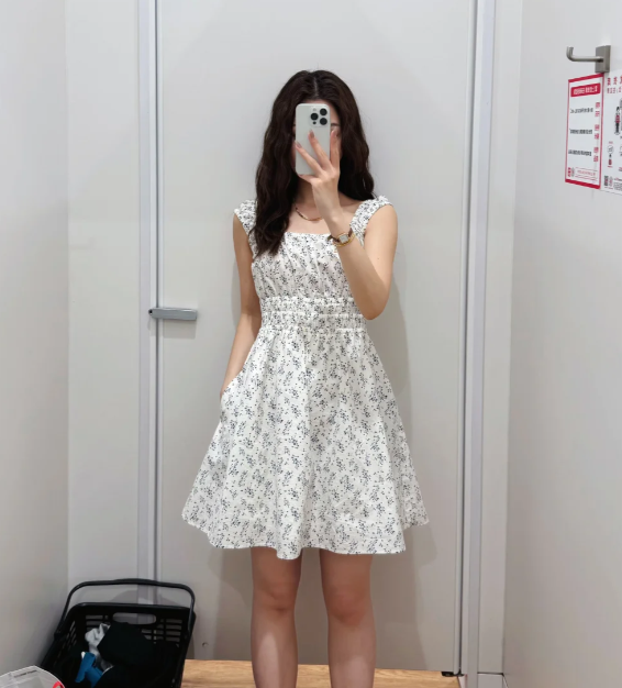 碎花连衣裙