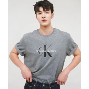 Calvin Klein男款T恤