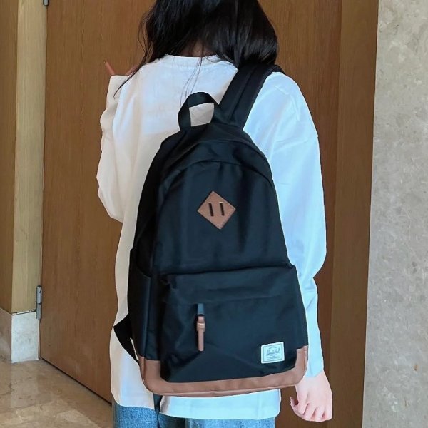 双肩包 24L