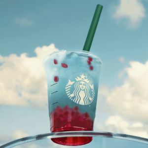 5折❗️喝限定冰饮Starbucks 夏日特饮回归🧊CA有自己的「白马王子汤」